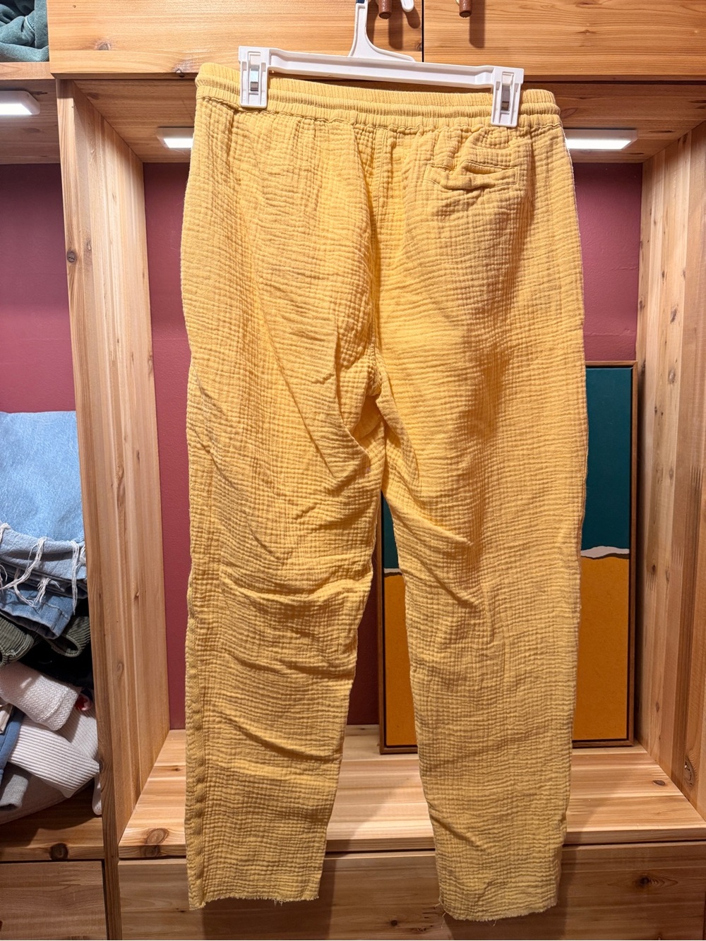 Faherty Yellow Cotton Gauge-Texture Drawstring Joggers - Picture 2 of 3